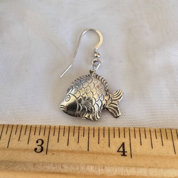 VTG Sterling Silver 925 Textured Puffed Fish Dangle Earrings Size 1.5'' Length - Picture 6 of 7